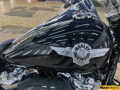 Полная оклейка мотоцикла Harley Davidson Fat Boy в полиуретан